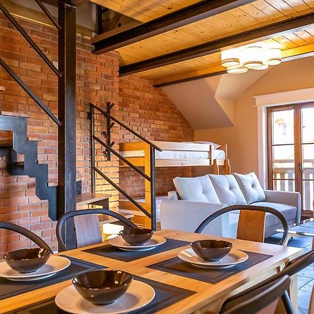 Rentplanet - Apartament Warynskiego شكلارسكا بوريبا المظهر الخارجي الصورة